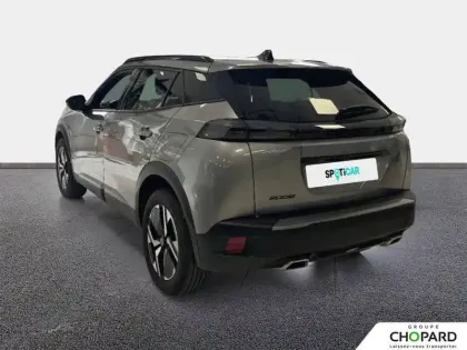 Photo 6 Peugeot 2008  PureTech 130 S&S EAT8