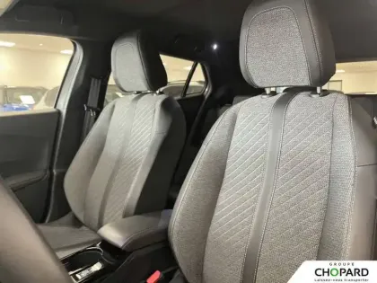 Photo 14 Peugeot 2008  PureTech 130 S&S EAT8