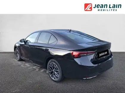 Photo 6 Skoda Octavia  1.5 TSI Hybrid 150 ch ACT DSG7