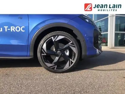 Photo 8 Volkswagen T-roc  1.5 eTSI EVO2 Hybrid 150 ch DSG7
