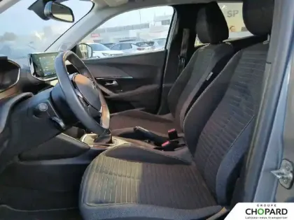 Photo 9 Peugeot 2008  PureTech 130 S&S BVM6