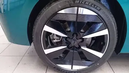 Photo 10 Peugeot 308  Electrique 55 kWh 156ch