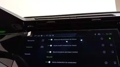 Photo 6 Peugeot 308  SW Hybrid 145 e-DCS6