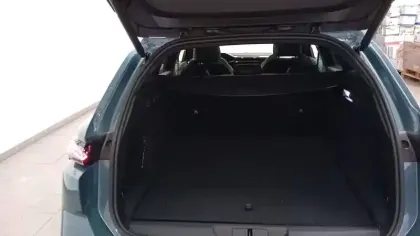 Photo 17 Peugeot 308  SW Hybrid 145 e-DCS6