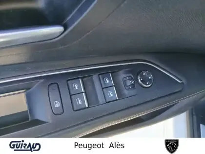 Photo 11 Peugeot 3008  Hybrid 225 e-EAT8