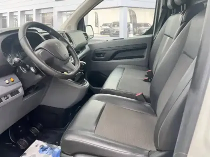 Photo 8 Peugeot Expert  FGN TOLE STANDARD 2.0  BLUEHDI 120 S&S BVM6