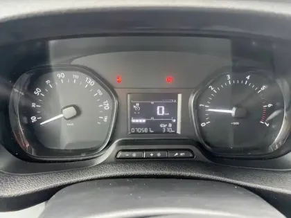 Photo 11 Peugeot Expert  FGN TOLE STANDARD 2.0  BLUEHDI 120 S&S BVM6