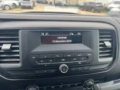 Photo 12 Peugeot Expert  FGN TOLE STANDARD 2.0  BLUEHDI 120 S&S BVM6