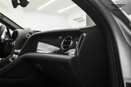 Photo 23 Bentley Bentayga  V8 4.0 650 ch BVA