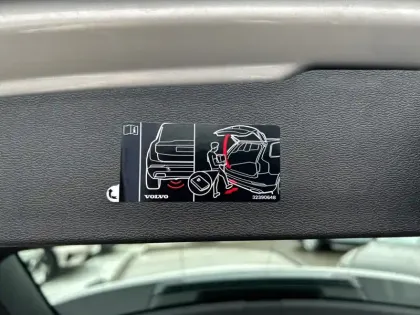 Photo 7 Volvo V60  B4 197 ch DCT7