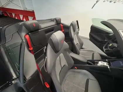 Photo 18 Ferrari Roma  Spider V8 4.0 620ch