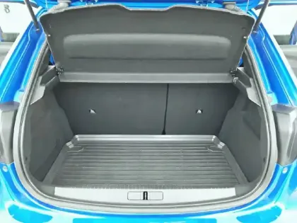 Photo 26 Peugeot 208  Electrique 50 kWh 136ch