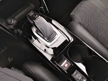 Photo 34 Peugeot 208  Electrique 50 kWh 136ch