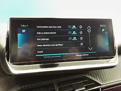 Photo 44 Peugeot 208  Electrique 50 kWh 136ch