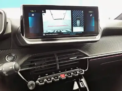 Photo 38 Peugeot 208  Electrique 50 kWh 136ch