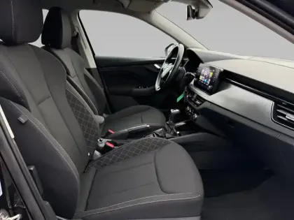 Photo 10 Skoda Scala  1.0 TSI Evo 110 ch DSG7