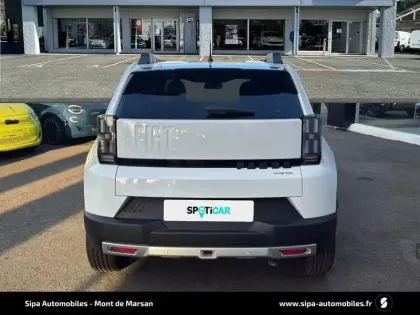 Photo 50 Fiat Grande Panda  T-Gen 3 1.2 Hybrid Turbo 110 ch eDCT6