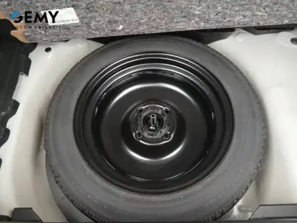 Photo 20 Peugeot 208  BlueHDi 100 S&S BVM6