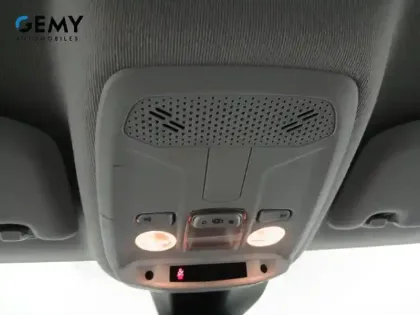 Photo 16 Peugeot 208  BlueHDi 100 S&S BVM6