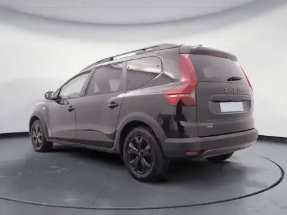 Photo 2 Dacia Jogger  Hybrid 140 7 places GSR2