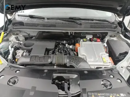 Photo 30 Dacia Jogger  Hybrid 140 7 places GSR2