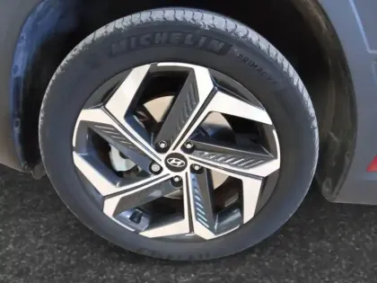 Photo 13 Hyundai Tucson  1.6 T-GDI 230 Hybrid BVA6