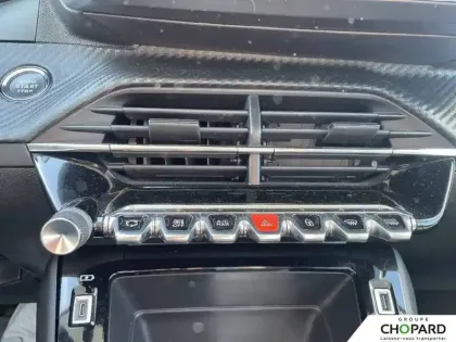 Photo 10 Peugeot 208  Electrique 50 kWh 136ch