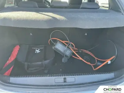 Photo 13 Peugeot 208  Electrique 50 kWh 136ch