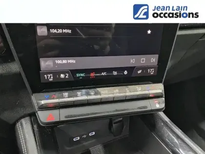 Photo 13 Renault Austral  E-Tech hybrid 200