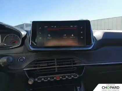 Photo 12 Peugeot 2008  BlueHDi 130 S&S EAT8