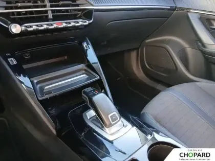 Photo 59 Peugeot 2008  BlueHDi 130 S&S EAT8