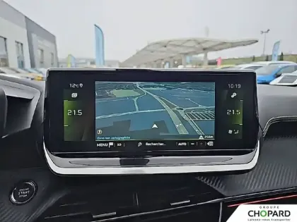 Photo 13 Peugeot 2008  PureTech 130 S&S EAT8