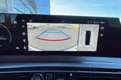 Photo 22 Peugeot 5008  Electrique 325 ch 4x4 73 kWh