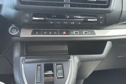 Photo 19 Citroën Spacetourer  M 2.2 D 180 S&S EAT8