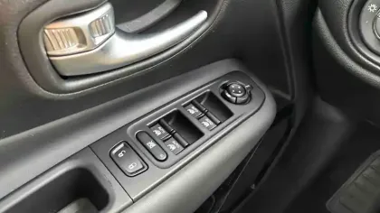 Photo 14 Jeep Renegade  1.5 Turbo T4 130 ch BVR7 e-Hybrid