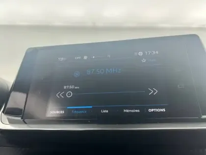 Photo 22 Peugeot 208  BlueHDi 100 S&S BVM6