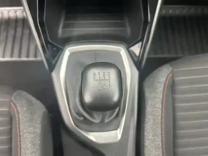 Photo 13 Peugeot 208  BlueHDi 100 S&S BVM6