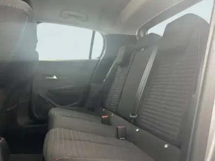 Photo 11 Peugeot 208  BlueHDi 100 S&S BVM6