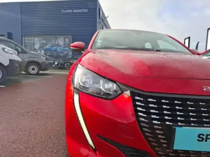 Photo 15 Peugeot 208  BlueHDi 100 S&S BVM6