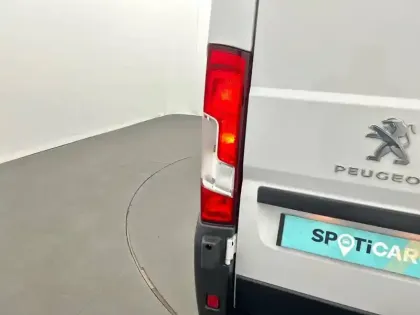 Photo 76 Peugeot Boxer  TOLE 3.0 T L2H2 BLUEHDI 120 S&S BVM6