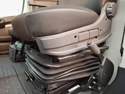 Photo 29 Peugeot Boxer  TOLE 3.0 T L2H2 BLUEHDI 120 S&S BVM6