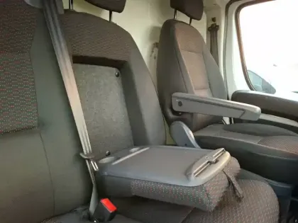 Photo 14 Peugeot Boxer  TOLE 3.0 T L2H2 BLUEHDI 120 S&S BVM6