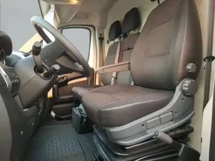 Photo 40 Peugeot Boxer  TOLE 3.0 T L2H2 BLUEHDI 120 S&S BVM6