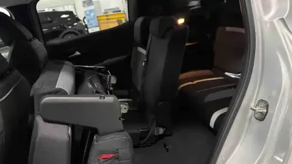 Photo 8 Opel Frontera  1.2 Turbo Hybrid 145 ch e-DCT6