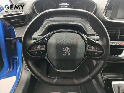 Photo 33 Peugeot 208  PureTech 100 S&S BVM6