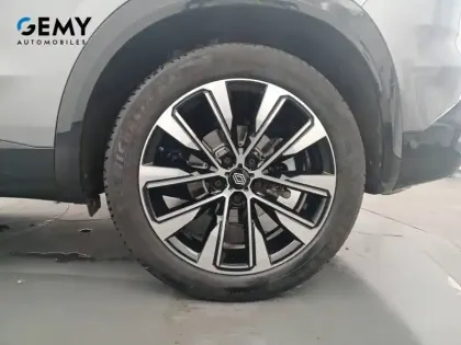 Photo 31 Renault Austral  E-Tech full hybrid 200 GSR2