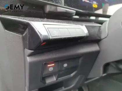 Photo 12 Renault Austral  E-Tech full hybrid 200 GSR2