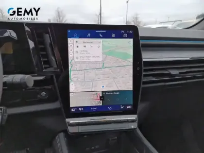 Photo 15 Renault Austral  E-Tech full hybrid 200 GSR2