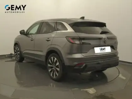 Photo 27 Renault Austral  E-Tech full hybrid 200 GSR2