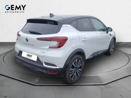 Photo 3 Renault Captur  E-Tech Plug-in 160